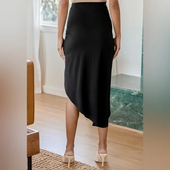 LULUS Put a Spin On It Black Twist-Front High-Low Midi Skirt * The EVERYTHING - Picture 7 of 12